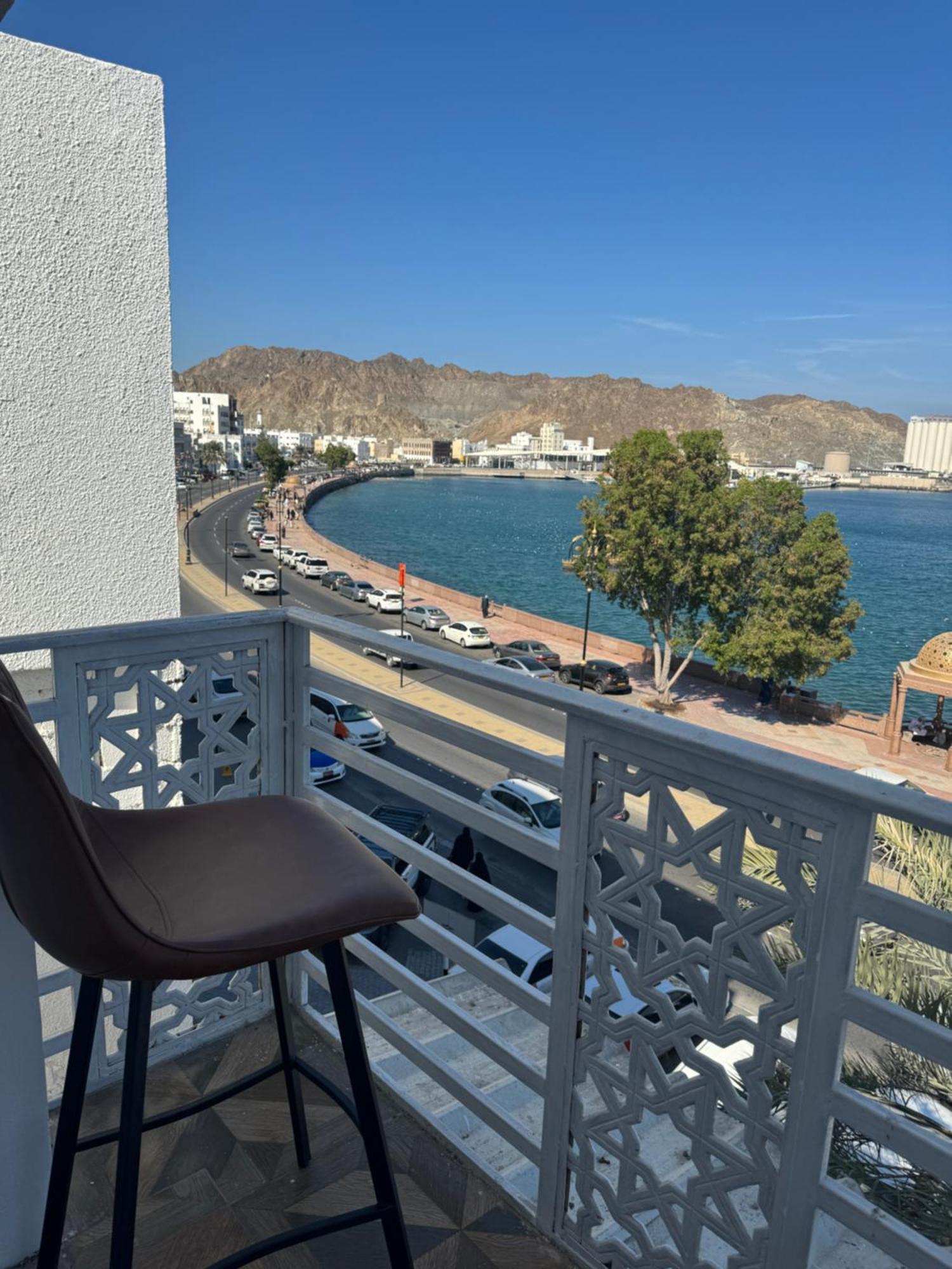 Muttrah Souq And Sea View Apartment Muskat Bagian luar foto