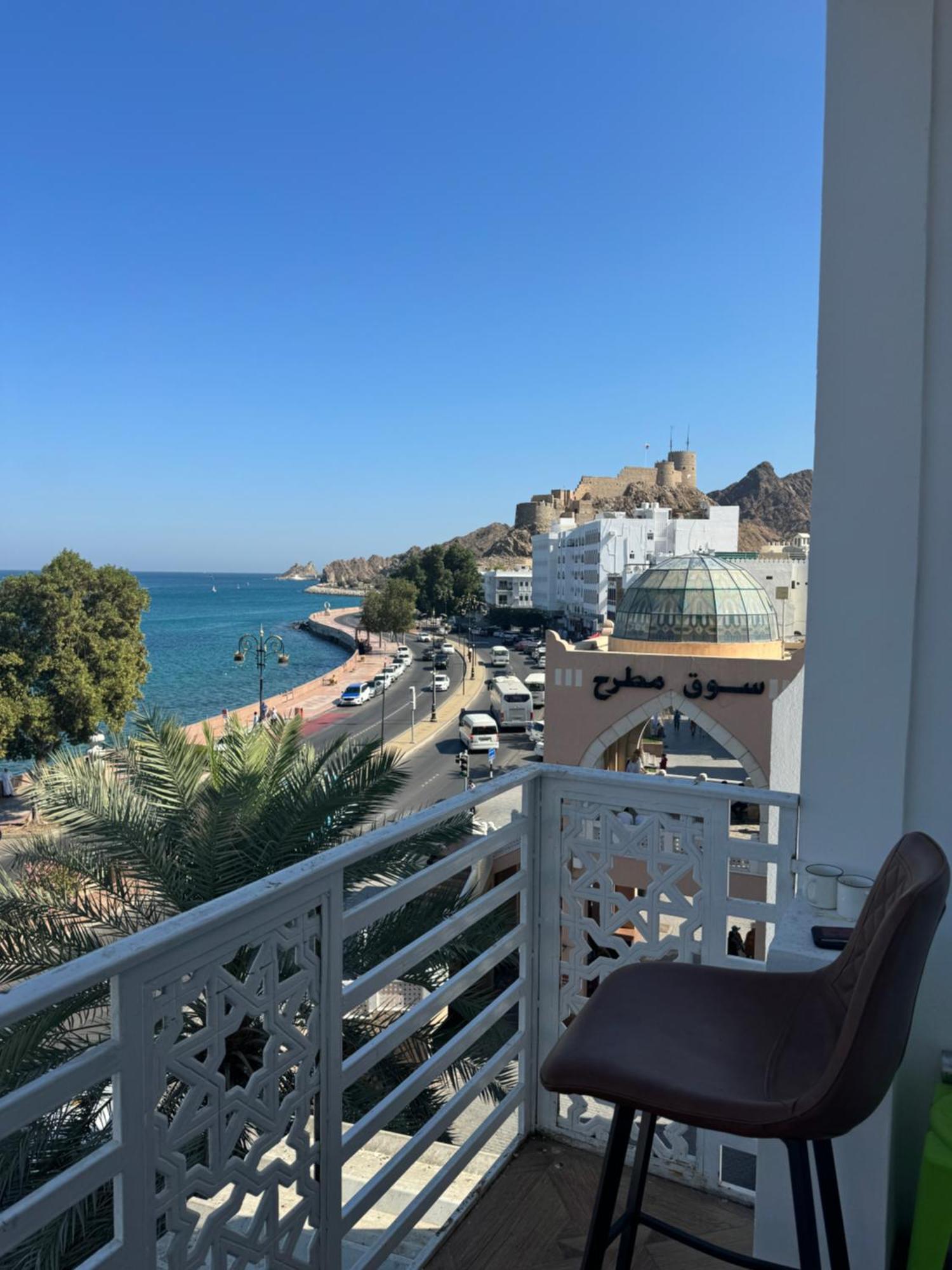Muttrah Souq And Sea View Apartment Muskat Bagian luar foto