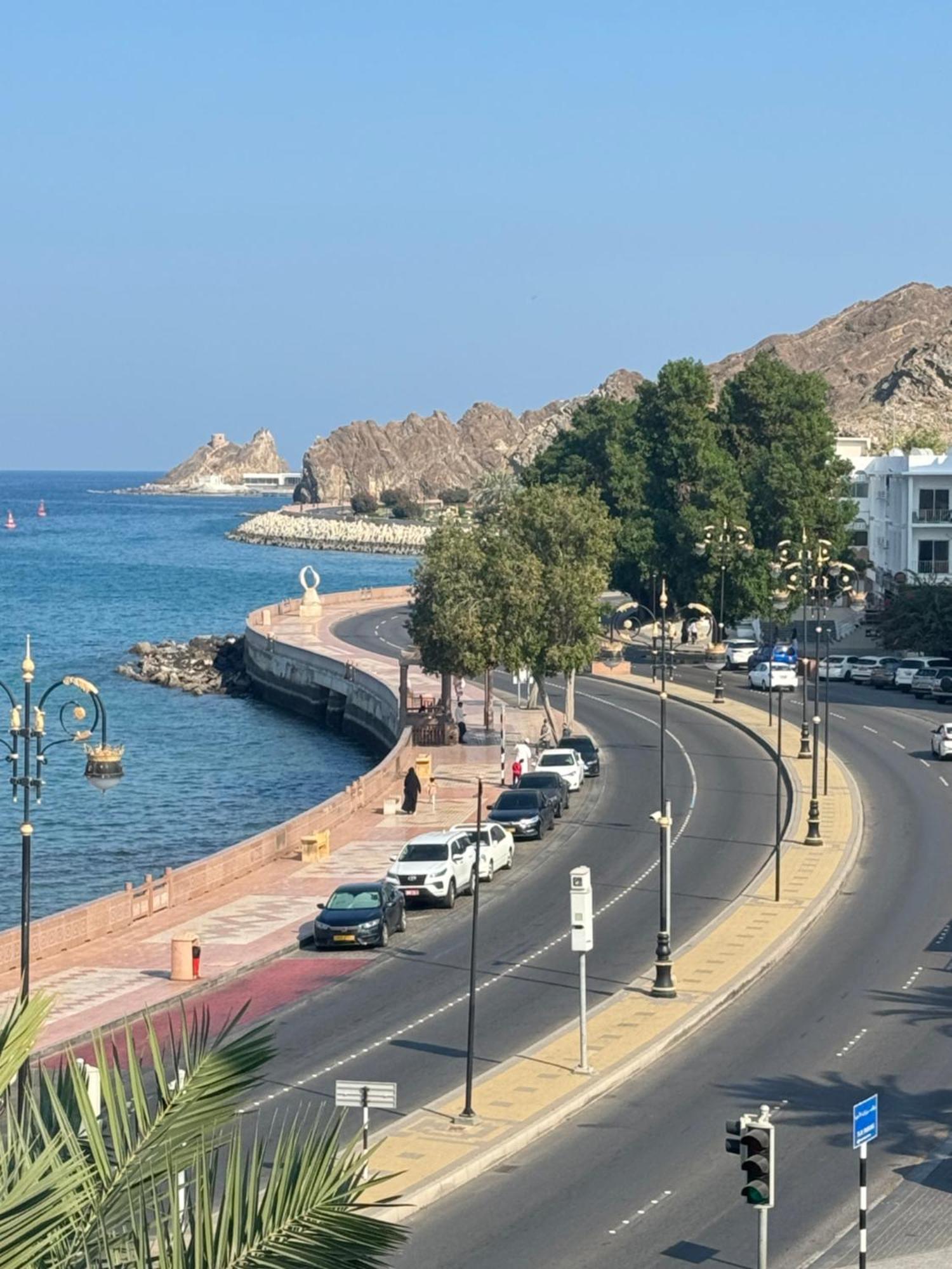 Muttrah Souq And Sea View Apartment Muskat Bagian luar foto